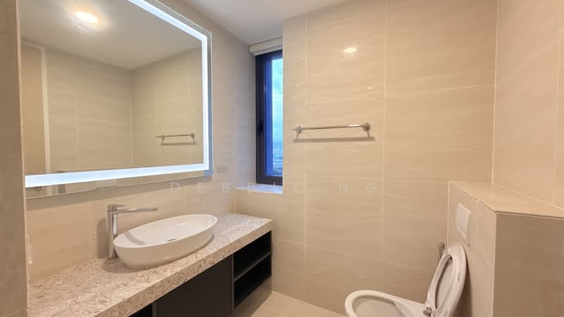 Service Residence for Sale at Star Residences Two - Debbie Ng - Bathroom - PropertyGuru.com.my