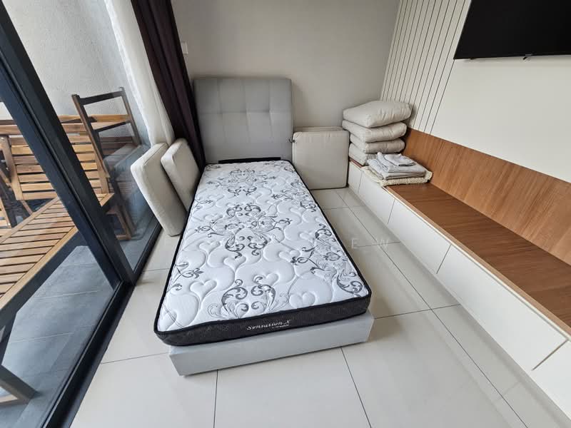 Service Residence for Sale at Aria - Elsis Liew - Balcony - PropertyGuru.com.my