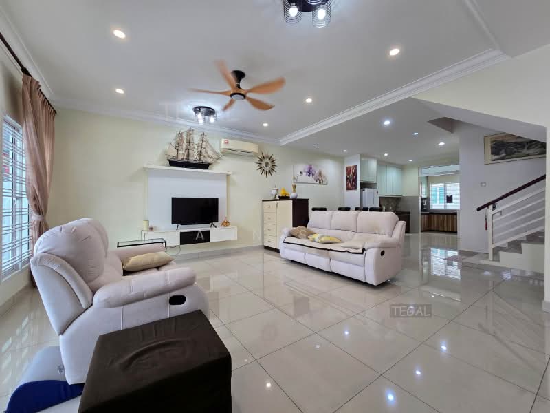 Terraced House for Sale in Bandar Puteri Klang (Klang) - Shawn Seow - Living Room - PropertyGuru.com.my