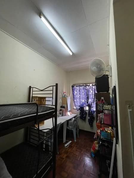 Rumah Teres untuk Dijual di Seremban 3 (Rasah) - Ismi Muhammad - Bedroom - PropertyGuru.com.my