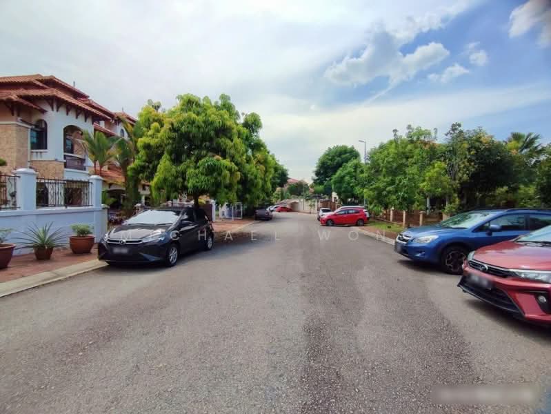 Semi-Detached House for Sale in Seksyen 7 (Shah Alam) - Michael Wong - Exterior - PropertyGuru.com.my