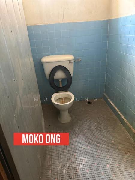 Shop / Office untuk Dijual di Ayer Itam (Penang) - Moko Ong - Bathroom - PropertyGuru.com.my
