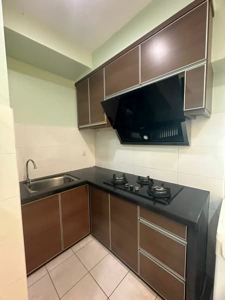Kondominium untuk Disewa di Platino Condominium - Xinnee . - Kitchen - PropertyGuru.com.my