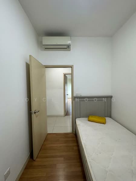 Service Residence for Sale at V Residence 2 @ Sunway Velocity - Joyce Choong - Bedroom - PropertyGuru.com.my