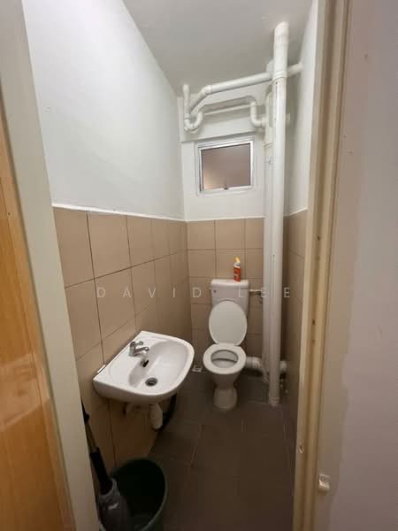Flat for Sale at E Garden - David Lee - Bathroom - PropertyGuru.com.my