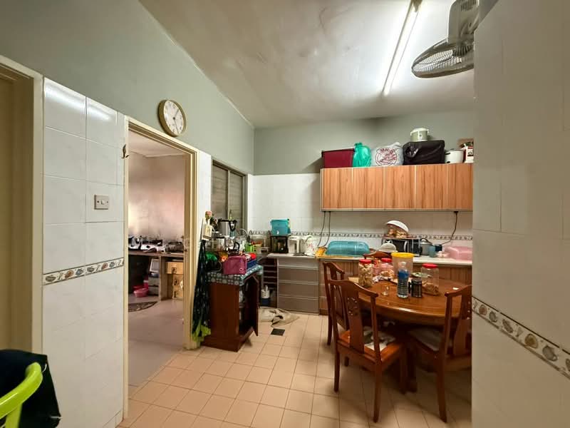 2-storey Terraced House for Sale in Kota Kemuning (Shah Alam) - Michelle Boh - Kitchen - PropertyGuru.com.my