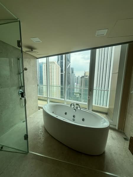 Service Residence for Rent at The Oval - Angeel Loke - Bathroom - PropertyGuru.com.my