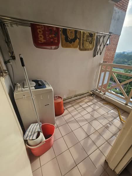 Kondominium untuk Disewa di Evergreen Park Acorn & Hazel - Holiday Lew - Balcony - PropertyGuru.com.my