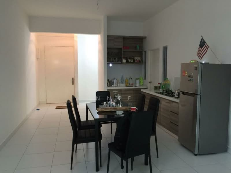 Kondominium untuk Dijual di Elit Heights @ Bayan City - Xinnee . - Dining Room - PropertyGuru.com.my