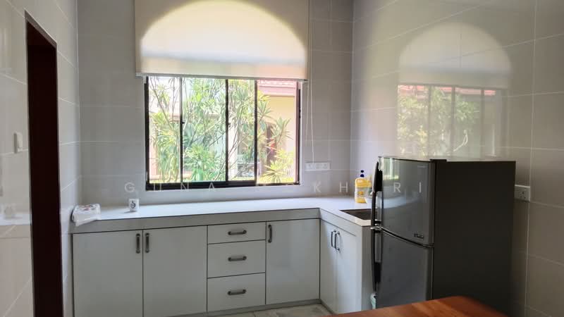 2.5-storey Terraced House for Sale in Diamond City (Semenyih) - Guna Mokhari - Kitchen - PropertyGuru.com.my