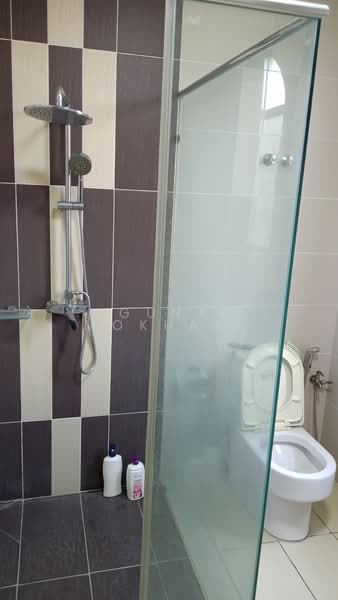 2.5-storey Terraced House for Sale in Diamond City (Semenyih) - Guna Mokhari - Bathroom - PropertyGuru.com.my