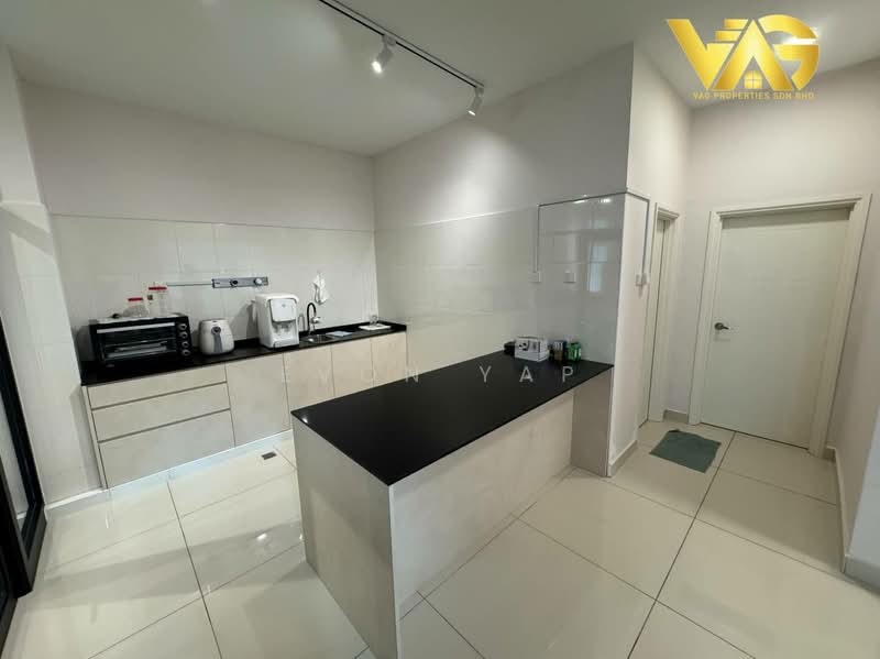 Semi-Detached House for Sale in Bandar Dato Onn (Tebrau) - Evon Yap - Kitchen - PropertyGuru.com.my