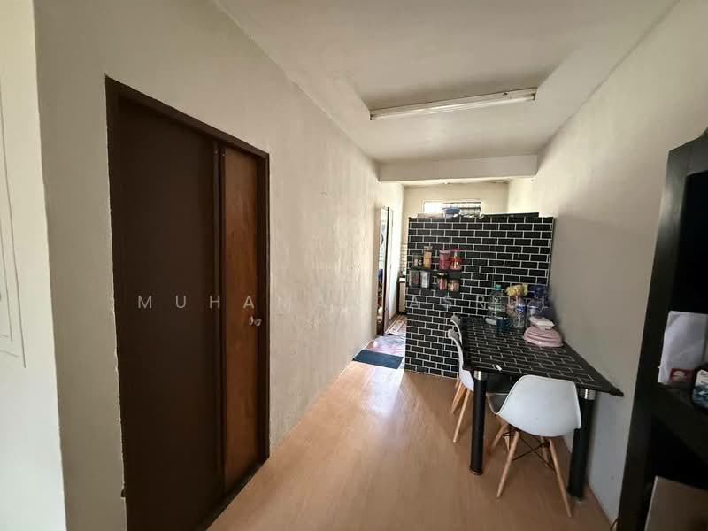 2-storey Terraced House for Sale in Bandar Putra (Kulai) - Muhamad Asrul - Corridor - PropertyGuru.com.my