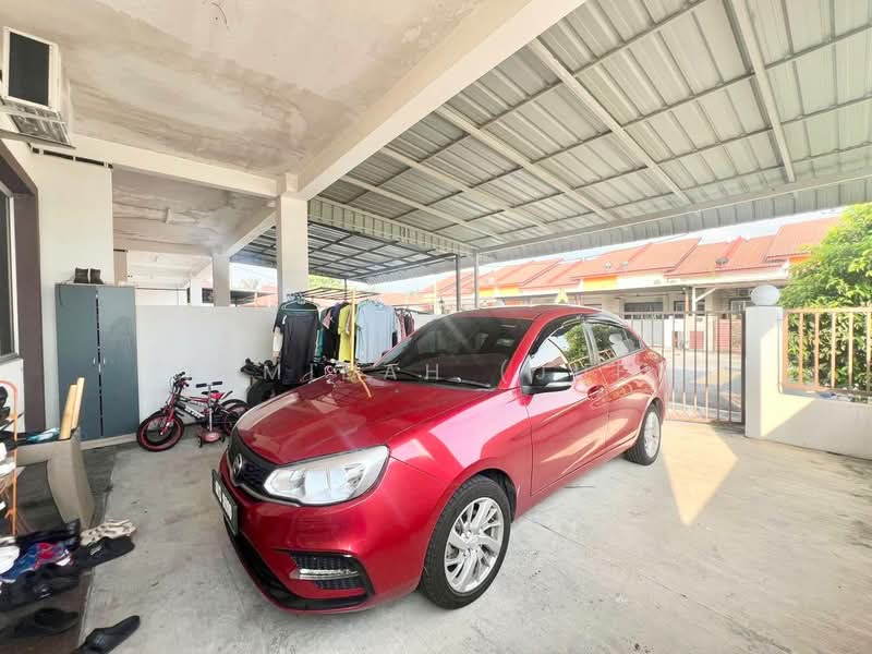 1-storey Terraced House for Sale in Kampung Giching (Sepang) - JUMIDAH (JUE) - Exterior - PropertyGuru.com.my