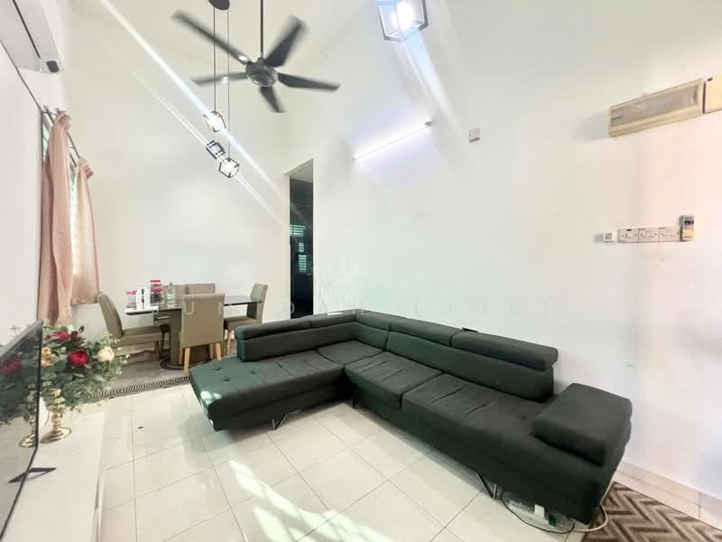 1-storey Terraced House for Sale in Kampung Giching (Sepang) - JUMIDAH (JUE) - Living Room - PropertyGuru.com.my
