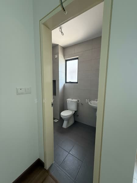 Terraced House for Sale in Hulu Langat (Selangor) - Sky Wong - Bathroom - PropertyGuru.com.my
