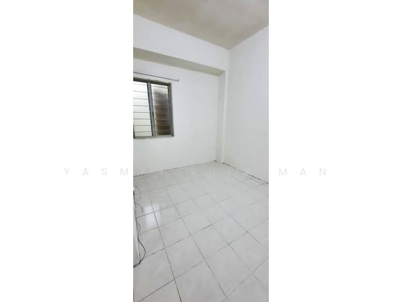 Flat for Sale at Dataran Otomobil - Yasmin Sulaiman - Interior - PropertyGuru.com.my