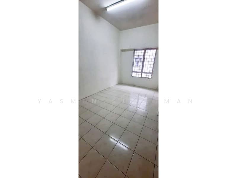 Flat for Sale at Dataran Otomobil - Yasmin Sulaiman - Interior - PropertyGuru.com.my