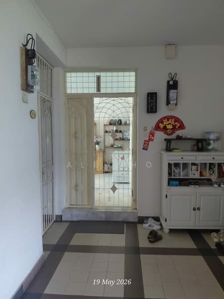 Pangsapuri untuk Dijual di Gurney Villa - Alex Ho - Entrance - PropertyGuru.com.my