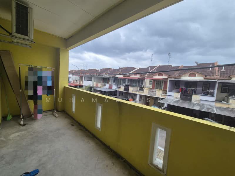 2-storey Terraced House for Sale in Taman JP Perdana (Johor Bahru) - Muhamad Asrul - Balcony - PropertyGuru.com.my