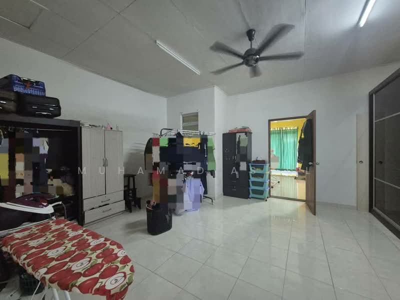 2-storey Terraced House for Sale in Taman JP Perdana (Johor Bahru) - Muhamad Asrul - Bedroom - PropertyGuru.com.my