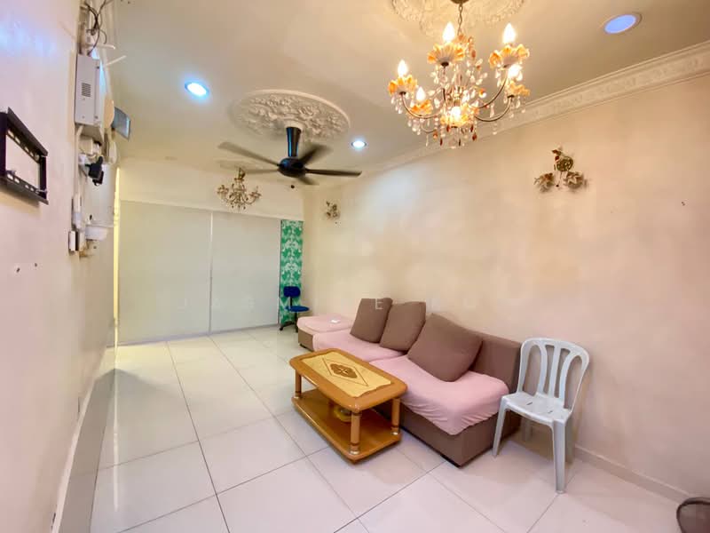 Rumah Teres 1 Tingkat untuk Disewa di Taman Rasah Jaya (Rasah) - Jasmine Kok - Living Room - PropertyGuru.com.my