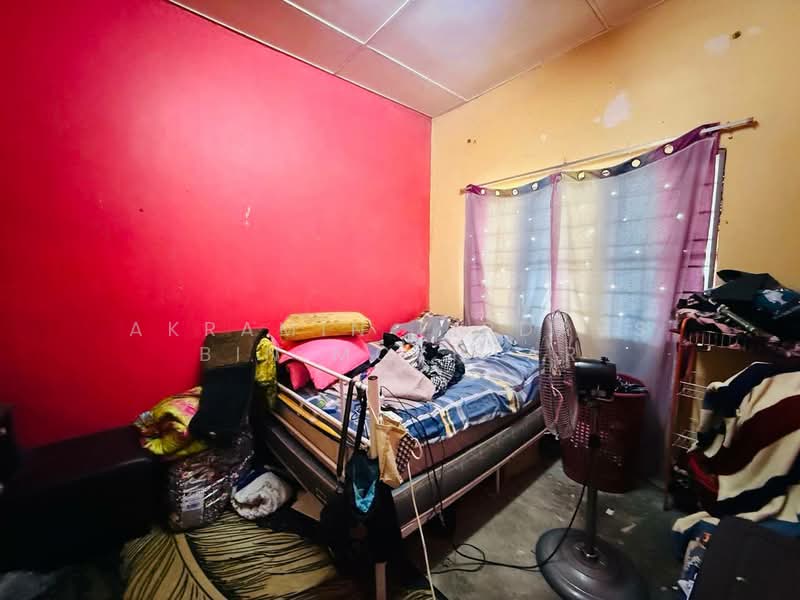 1-storey Terraced House for Sale in Bandar Baru Kuala Selangor (Kuala Selangor) - Akramin Firdaus Bin Mokhtar - PropertyGuru.com.my