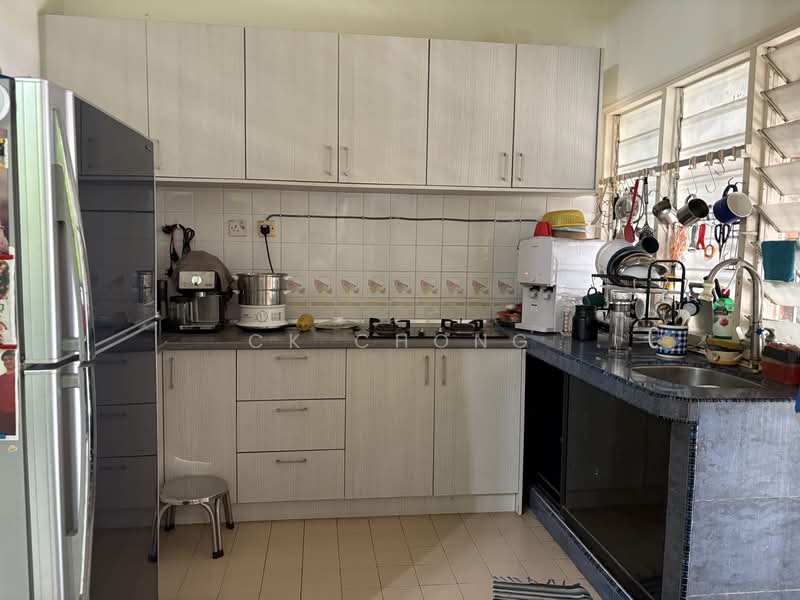 Terraced House for Sale in Usj 12 (Subang Jaya) - CK Chong - Kitchen - PropertyGuru.com.my