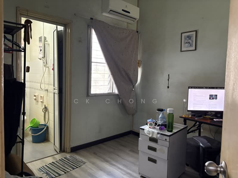 Terraced House for Sale in Usj 12 (Subang Jaya) - CK Chong - Bathroom - PropertyGuru.com.my
