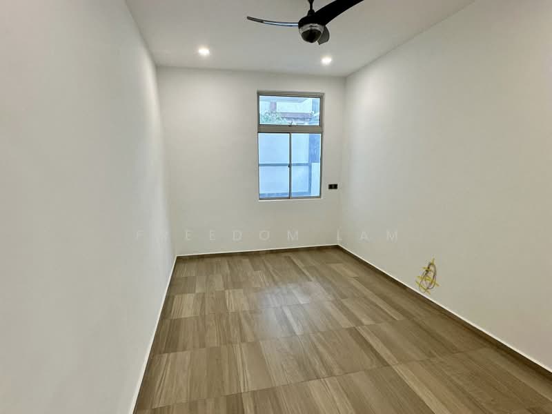 Semi-Detached House for Sale in Johor Bahru (Johor) - Freedom Lam - Bedroom - PropertyGuru.com.my