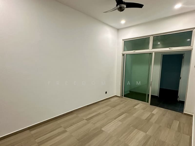 Semi-Detached House for Sale in Johor Bahru (Johor) - Freedom Lam - Bedroom - PropertyGuru.com.my