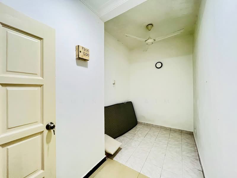 Rumah Teres 2 Tingkat untuk Dijual di Taman Bukit Subang (Shah Alam) - Yasmin Sulaiman - Interior - PropertyGuru.com.my