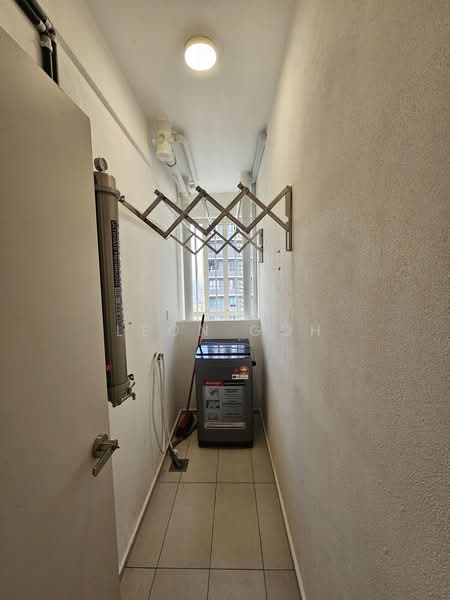 Servis Apartment untuk Disewa di The Tresor @ Gravit8 - Leon Goh - Corridor - PropertyGuru.com.my