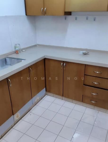 Kondominium untuk Disewa di Ridzuan Condominium - Thomas Ngu - Kitchen - PropertyGuru.com.my