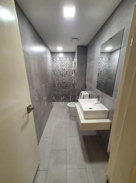 Servis Apartment untuk Dijual di Arte Mont Kiara - Shahidan Ismail - Bathroom - PropertyGuru.com.my
