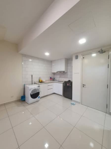 Servis Apartment untuk Dijual di Arte Mont Kiara - Shahidan Ismail - Kitchen - PropertyGuru.com.my