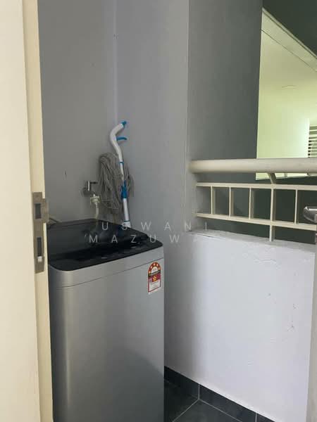 Kondominium untuk Disewa di Legasi Kampung Bharu - Uswani Mazuwan - Balcony - PropertyGuru.com.my