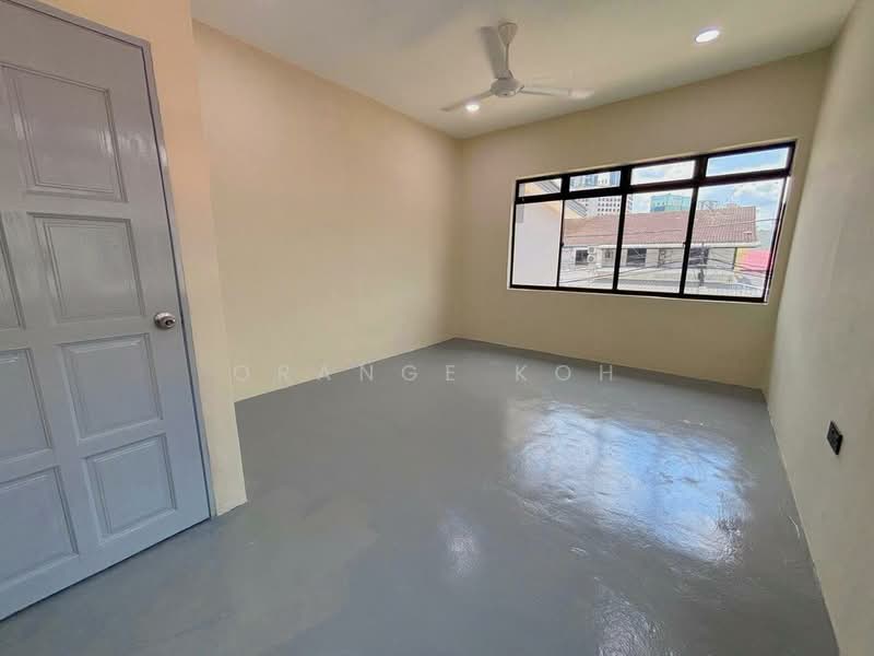Rumah Berkembar untuk Dijual di Taman Pelangi (Johor Bahru) - Orange Koh - PropertyGuru.com.my