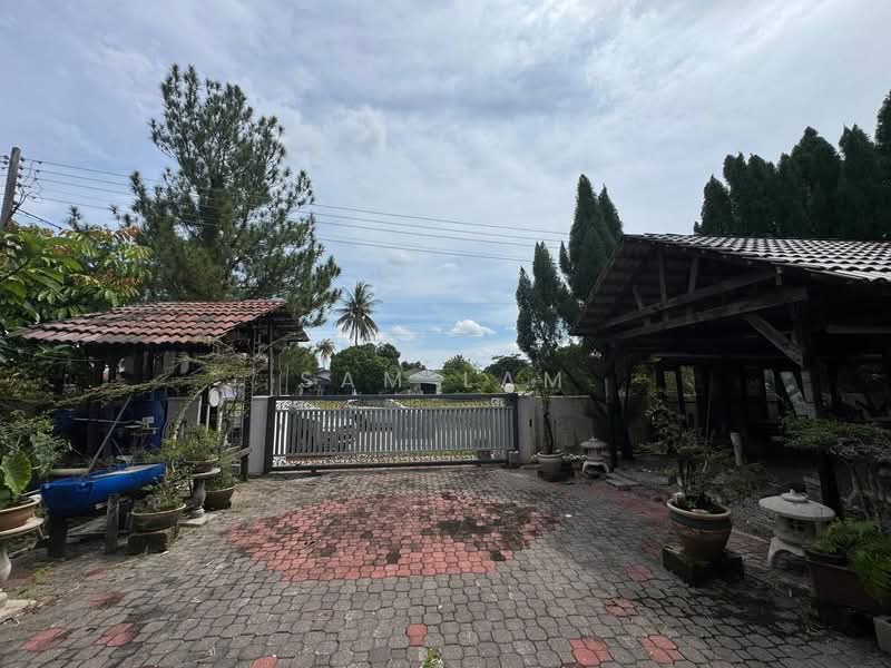 Bungalow for Sale in Gunung Rapat (Ipoh) - Sam Lam - PropertyGuru.com.my
