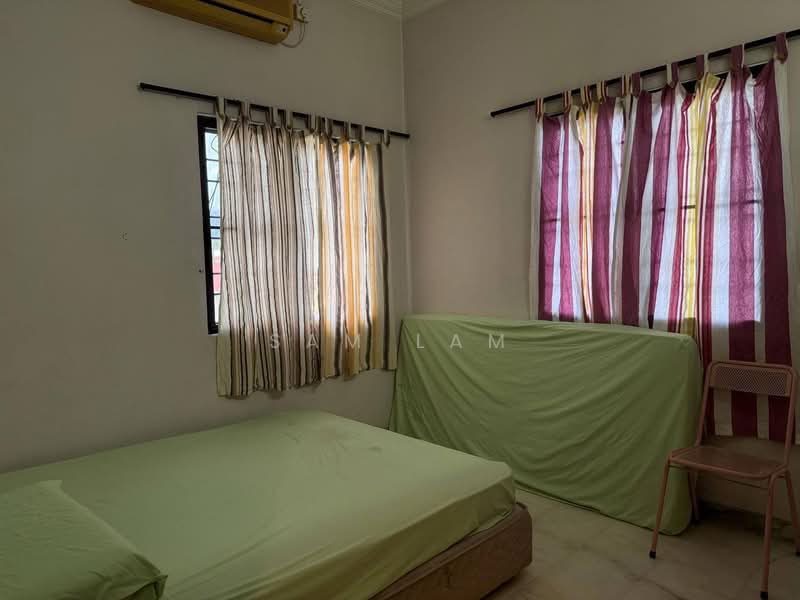 Bungalow for Sale in Gunung Rapat (Ipoh) - Sam Lam - PropertyGuru.com.my