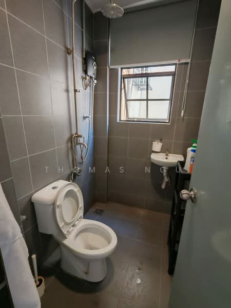 Apartment for Rent at Subang Jaya Lafite - Thomas Ngu - Bathroom - PropertyGuru.com.my