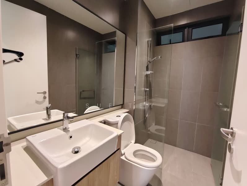 Service Residence for Rent at 10 Stonor - Sue Tey - Bathroom - PropertyGuru.com.my