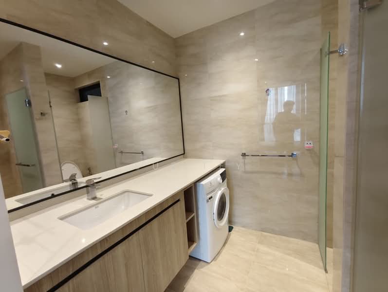 Service Residence for Rent at 10 Stonor - Sue Tey - Bathroom - PropertyGuru.com.my