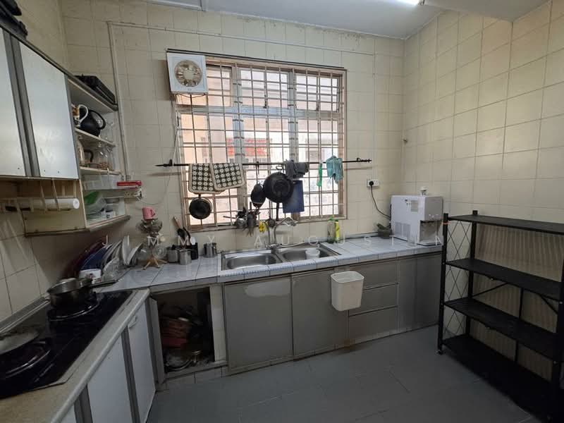 Condominium for Sale at Tiara Duta - Jimmy Augustin - Kitchen - PropertyGuru.com.my