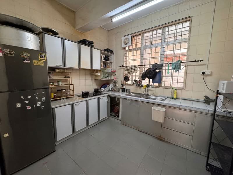 Condominium for Sale at Tiara Duta - Jimmy Augustin - Kitchen - PropertyGuru.com.my