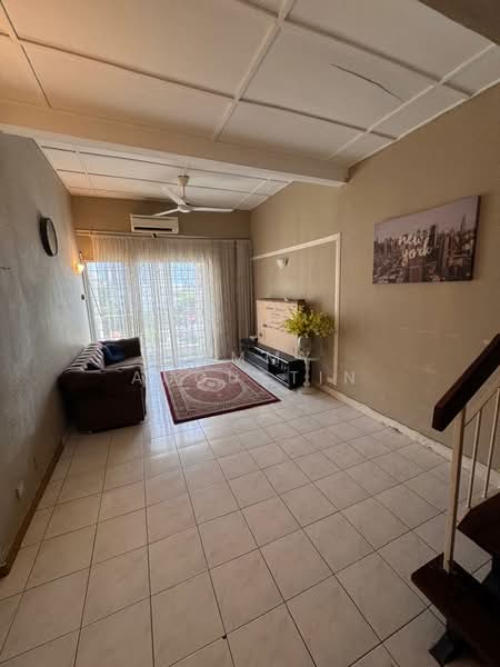 Condominium for Sale at Tiara Duta - Jimmy Augustin - Living Room - PropertyGuru.com.my