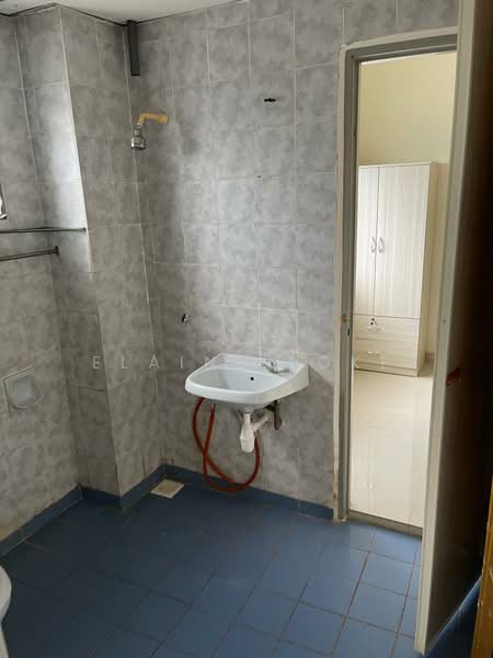 Townhouse for Sale in Bukit Jalil (Kuala Lumpur) - Elaine Loke - Bathroom - PropertyGuru.com.my
