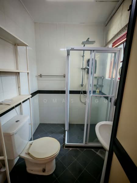 Apartment for Sale at Subang Jaya Lafite - Thomas Ngu - Bathroom - PropertyGuru.com.my