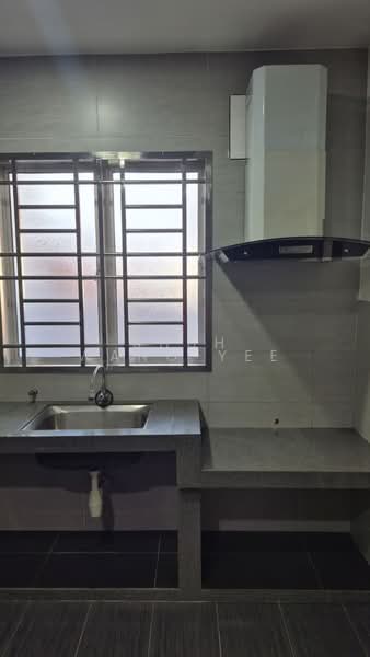 Bungalow for Rent in Taman Krubong Perdana (Krubong) - Shuh Wang Yee - Kitchen - PropertyGuru.com.my