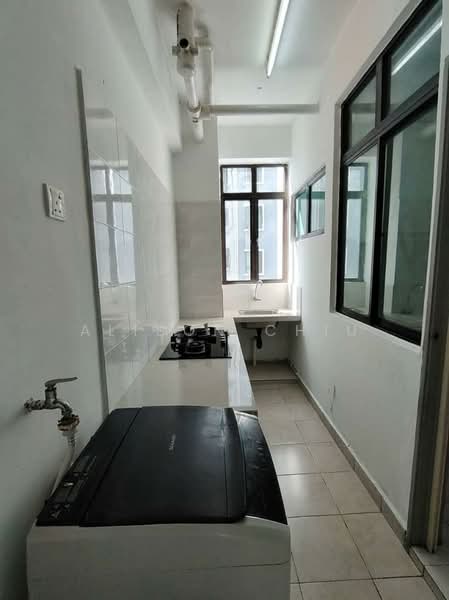 Condominium for Sale at Park 51 Residency - Alison Chiu - Kitchen - PropertyGuru.com.my